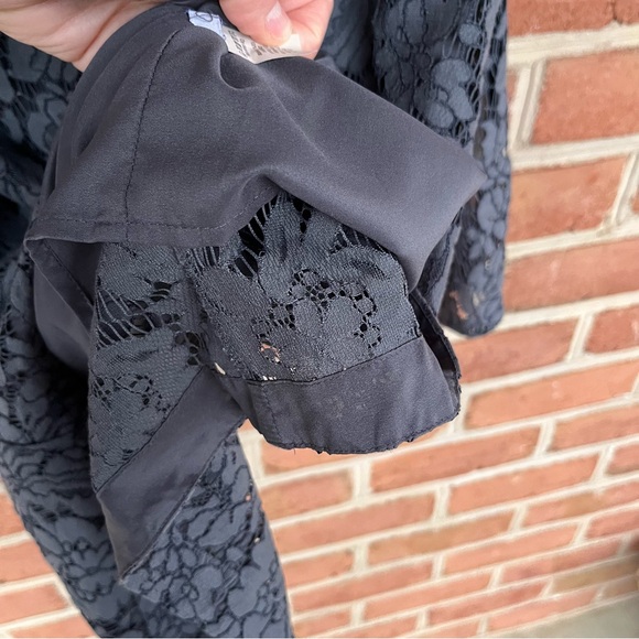 Sexy floral lace dress with modest cut. Size 12 Madewell - Picture 12 of 12